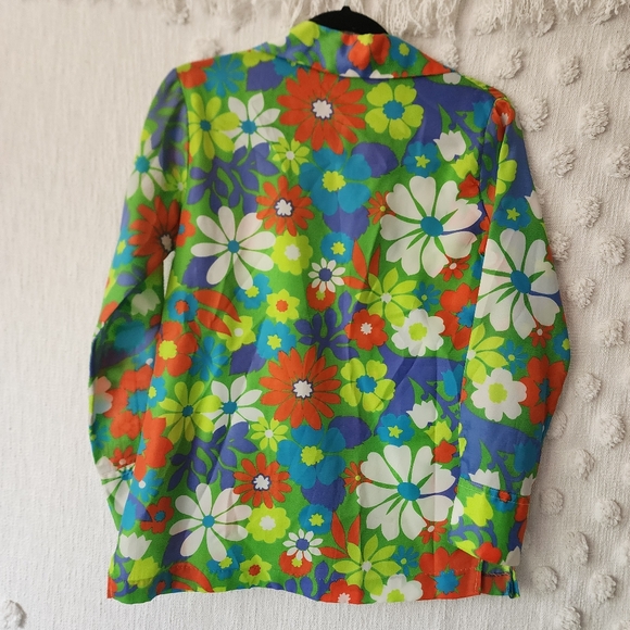 60's 70's Vintage Floral DayGlo Button Down Wing Collar Blouse - Picture 5 of 5